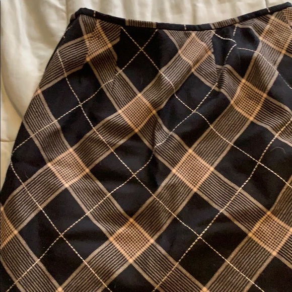 Wool Plaid skirt - Picture 2 of 4